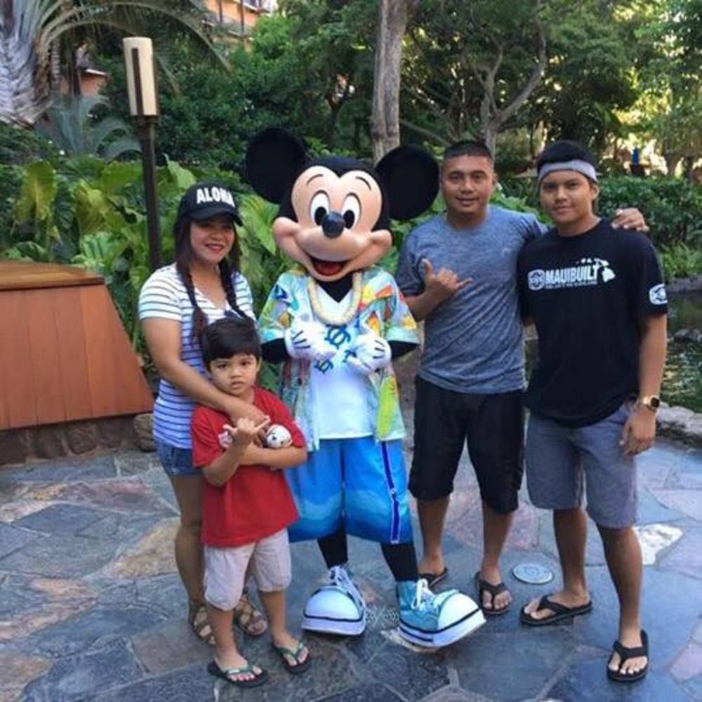 Meet your Posher, Dnjohnmiah